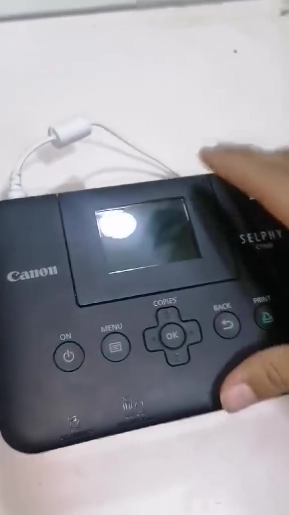 Cp800نظيفة جدا كانون
المكان ديوانية اكدر اوصل 

***********
السعر ٧٠ الف
