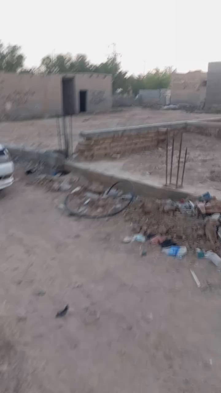 قطعه للبيع مكان حي لكوفه 🛑
الفرع الورا الحسينيه قريبه عشارع 🛑
المساحه 180 رباط كامل جاهز🛑
 عوزه فقط بناء 🪨
الاستفسار ***********
