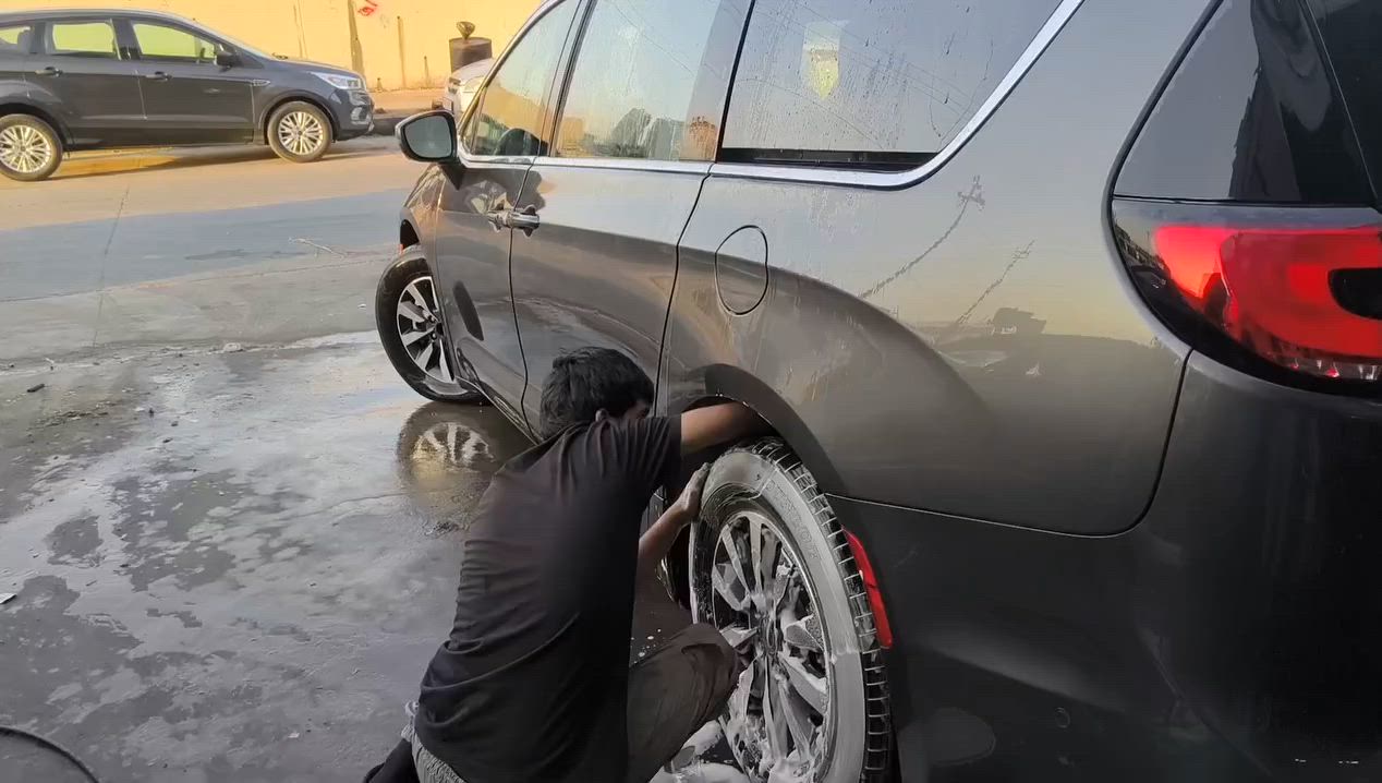 السلام عليكم
مکان سیارە السلیمانیە
كرايسلر باسفیکا 2022ھایبرید
السعر :225$ وبیه مجال
لون:نفطی
عداد المسافة :88الف میل قابل لزیادة
حجم المحرك :  ثلاث انظمة ھایبرید-کھرباء-بنزین6سلندر3.6L
رقم  سلیمانیە
بجم كبس ✅
ملاحظة :صبغ قطعتین بدون دواخل بدون ایرباک جاملغ والباب ایمن 
تفاصيل اكثر الاتصال على ارقام التالية  
*********** 
***********  #واتس اب
