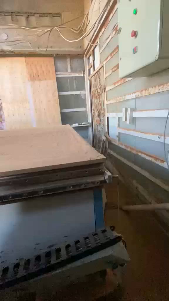 السلام عليكم 
معمل بالون بريس للبيع +مكينة cnc الحجم الكبير قياس 2×4
مع كابسه حوض كبير وجميع مستلزماته يعني متحتاج شي كبل تشتغل سبب البيع لعدم التفرغ للاستفسار الاتصال على الرقم التالي 
***********
