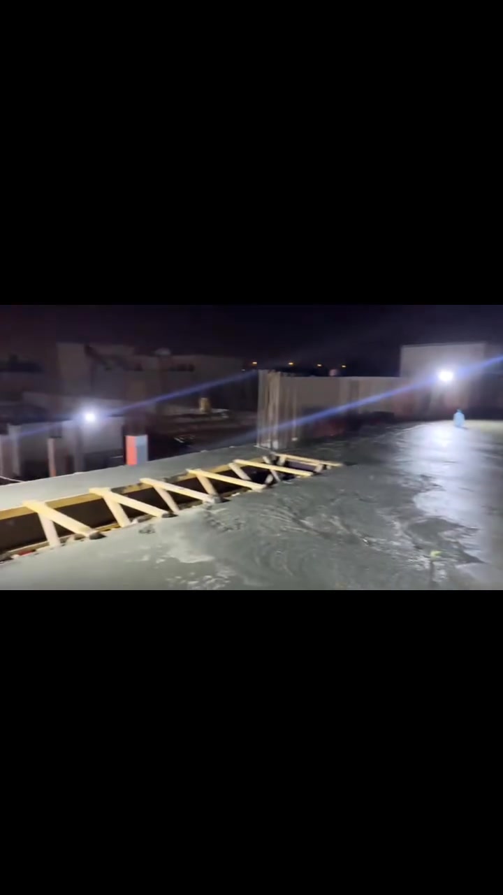 مستعدين صب وسقل ب الهليكوبتر
كافة أنواع الصب 
دوائر حكوميه 
ساحات 
جملونات 
شغل درجة اولئ  كافة أنحاء العراق
للاتصال ع واتساب
***********
#الجميع
