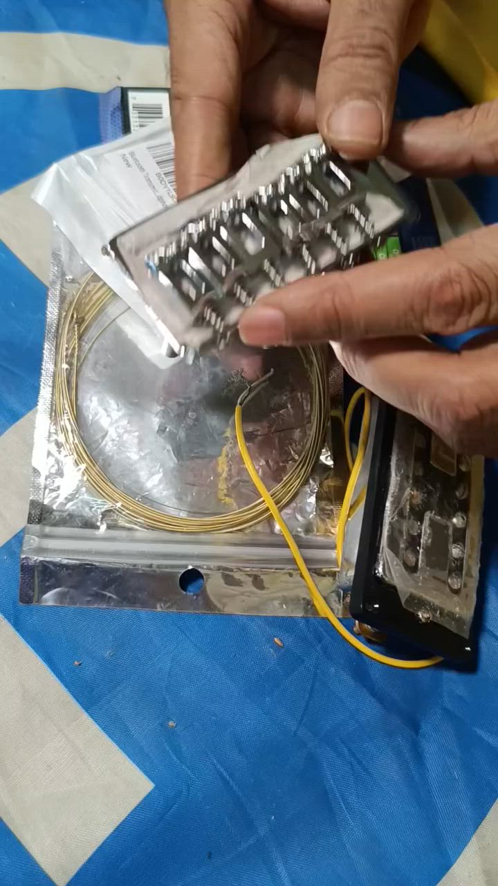 شلعة تخص الصوتيات ب٢٠


**إذا كنت صاحب هذا الإعلان وتريد حذفه لأي سبب، رجاءا أرسل رسالة إلى الدعم الفني**