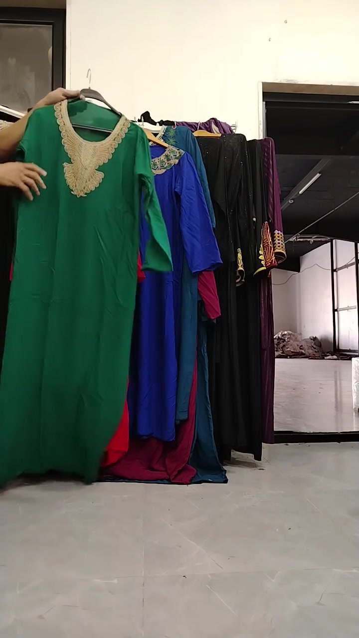 عروضنا يوم أقوى ٤٣ الف دينار درزن بدون ستراس
٤٥ الف دينار درزن بستراس 
كشمير تركي تطريز صدر
٤٣ الف دينار درزن بدون ستراس
اقل حجز ٥ درزن 
لحجز وتساب ***********  
درزن ١٢ قطعه ٤ الوان
*********** وتساب اسعار داخل القنوات 
قنات تيليجرام https://t.me/CRlook
قنات ٢ https://t.me/sport1ffq
قنات واتساب https://whatsapp.com/channel/0029VadXy06JuyAEy2shjV2C
                 https://www.instagram.com/reel/DZsWvduISxL/?igsh=cHQ5cGR4cDRxZWM2
