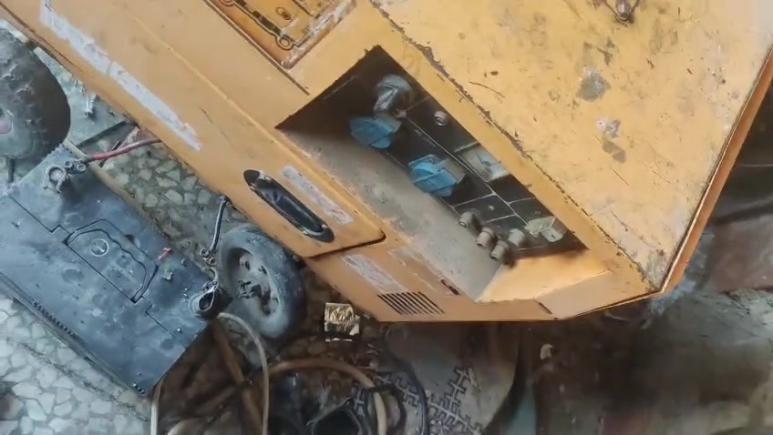 مولده للبيع كامله 5 كڤي گازال كامله انجيكو والسعر 500 والمكان نجف حي النصر *********** اهلا وسهلا بيكم
