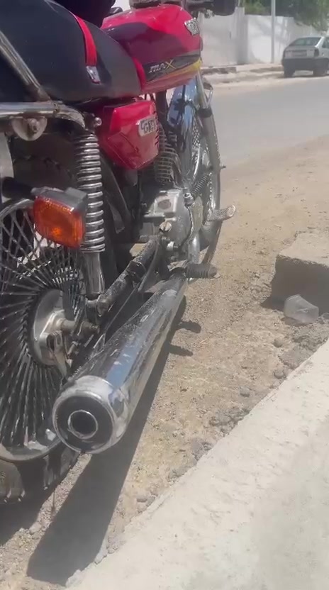 دراجة تايكر 2021
اربعة كير 
دراجة كاملة مكملة ما عايزها شي
لايت عينة اشاير دشبول كامل مكمل شغال ما تصرف علي دينار 
سعر 480 وبي مجال يفيد الجناي والدلفري معدل نار وشلعة نار وفصلة نار شرط كلشي ما يعوزوو  
واتساب ***********
