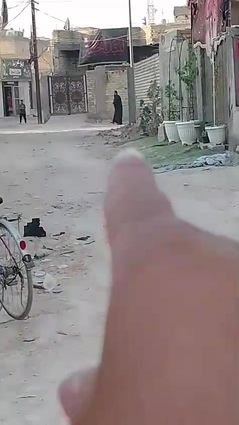 للبيع 90 م سعر 45 ضباط ثانيه زراعي بلديات بظهر معسكر البلديات قرب شارع 30 المحطه الصفره استفسار ***********
