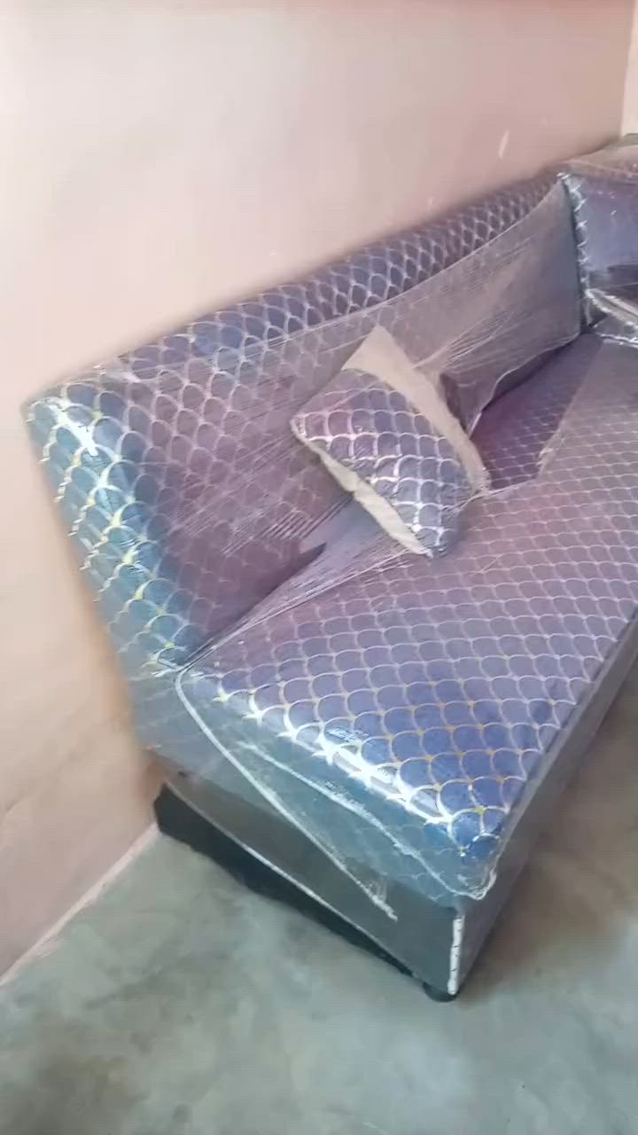 ميز الطعام ديوان ٧ امتارشراي يجي خاص او اتصال على الرقم ***********
