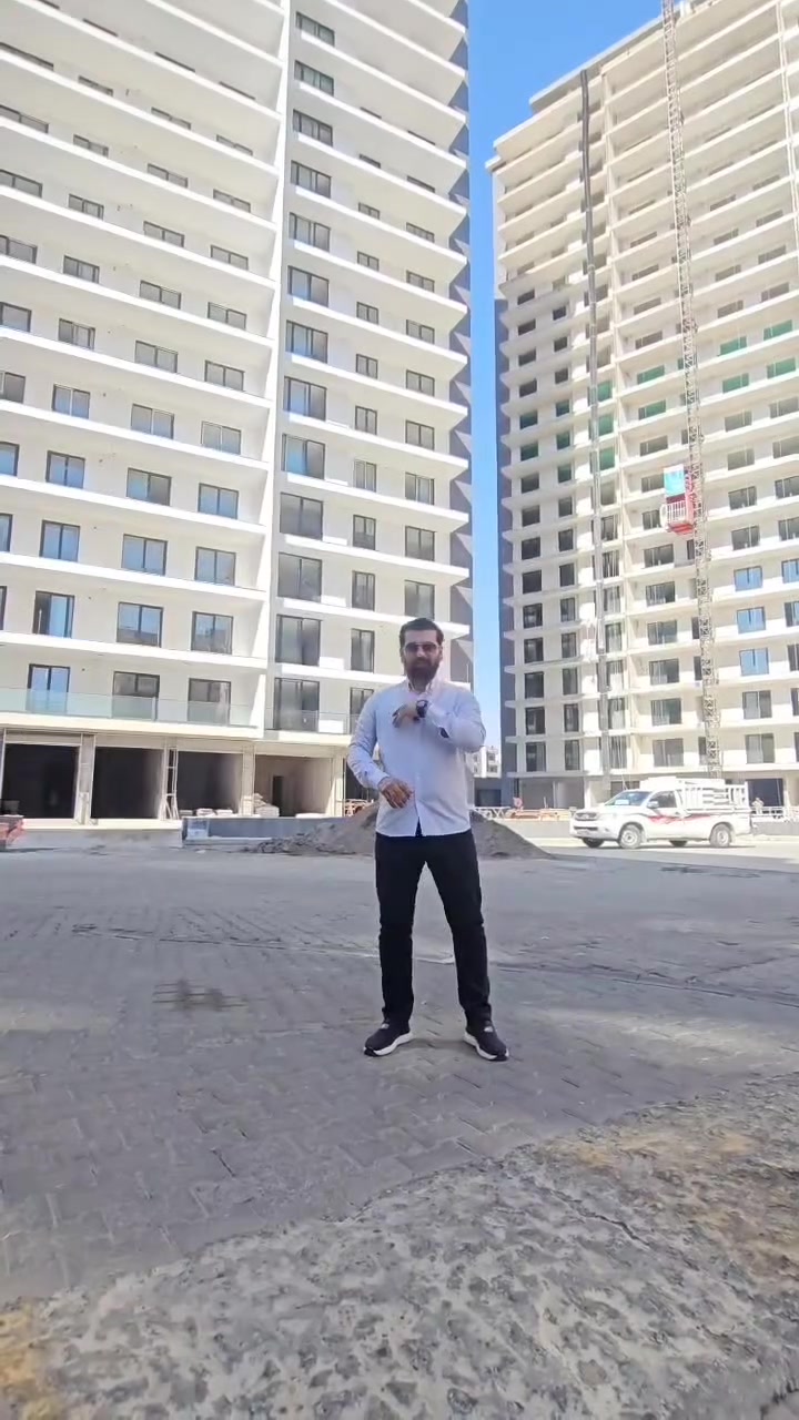 عەرەبی
«كثيرون يأتون بسبب السعر... لكنهم يتخذون قرار الشراء لأسباب لا يمكن شراؤها بالمال وحده.

في باك تاورز، أنت لا تشتري شقة فحسب...
بل تختار مكانًا تعيش فيه كل يوم براحة، وأمان، وجودة حياة عالية.

هذا ليس مجرد مبنى...
بل هو اختيار لأسلوب حياة جديد.

وعندما تزور المشروع، لن تبقى مجرد مُشاهد...
ستبدأ بتخيّل أن هذا هو منزلك المستقبلي.

إذا أردت أن تعرف لماذا يختار الكثيرون باك تاورز، شاهد هذا الفيديو حتى النهاية.»
***********
 کوردی.....
«زۆر کەس بەهۆی نرخەوە دێن... بەڵام بەهۆی ئەو شتانە بڕیاری کڕین دەدەن کە ناتوانرێت بە پارە تەنها بکرێن.
لە پاک تاوەرز تەنها شوقە ناکڕیت... شوێنێک هەڵدەبژێریت کە هەموو ڕۆژێک بە ئارامی، ئاسایش و کوالێتییەکی بەرز ژیان تێدا بکەیت.
ئەمە تەنها بینایەک نییە... ئەمە هەڵبژاردنی شێوازێکی نوێی ژیانە.
کاتێک سەردان دەکەیت، تەنها بینەر نامێنیت... دەست بە بیرکردنەوە دەکەیت کە ئەمە ببێتە ماڵی داهاتووت.
ئەگەر دەتەوێت بزانیت چی وای کردووە زۆر کەس پاک تاوەرز هەڵبژێرن، ئەم ڤیدیۆیە تا کۆتایی ببینە.

***********
***********
#slemani #hawler #duhok #ranya #kalar #halabjaa #darbandikhan #bazyan #chamchamal #kirkukiskurdistan #baghdad #iraq 
#سلێمانی #هەولێر #اربیل #دهوک #زاخو #ڕانیە #کەلار #کەرکوک #کرکوک #بغداد #العراق #موصل #کربلا
