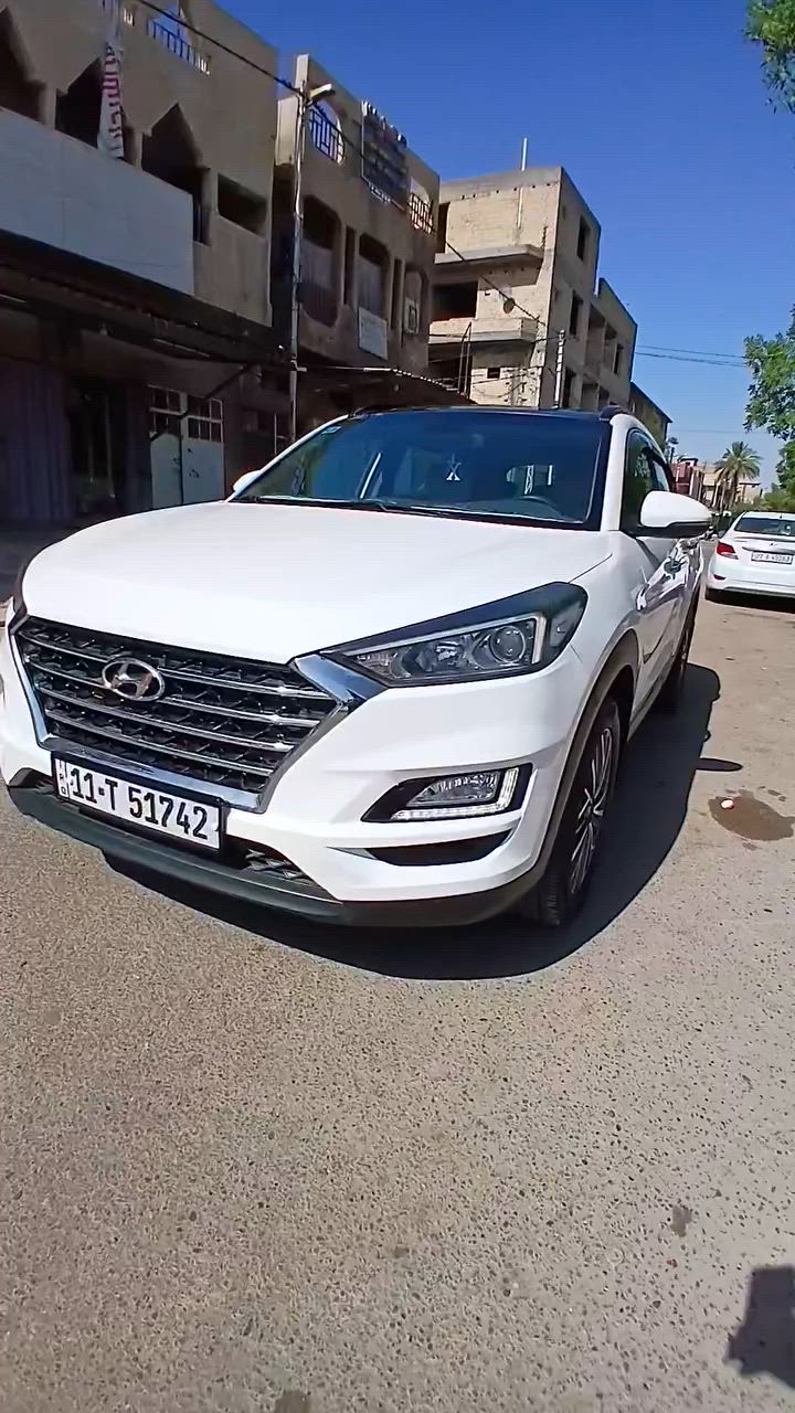 سلام عليكم 
توسان خليجي الكاصد اصلي 
موديل 2020 رقم بغداد تحويل مباشر 
سيارة حلوه كلش احله من صور 
ماشيه 72
محرك كير عل شركه 
سيارة مكفوله من صبغ ول تبديل 
فقط بيها بارد 
سعرها 188
مكاني بغداد شعلة 
***********
