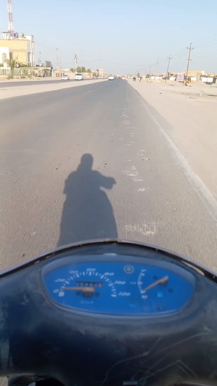 هنالسلام عليكم ماكس منغولي للبيع او مراوس بـ(عدله او بوليس)  
دراجه كامله مكمله نكرة سلف هندرر واحد
 شلعه ومعدل 
كهربائيات كامله لايت بك لايت اسكنات
 مكاني ناصريه مركز 
حاليا يومين بـ سوق الشيوخ
 ***********
