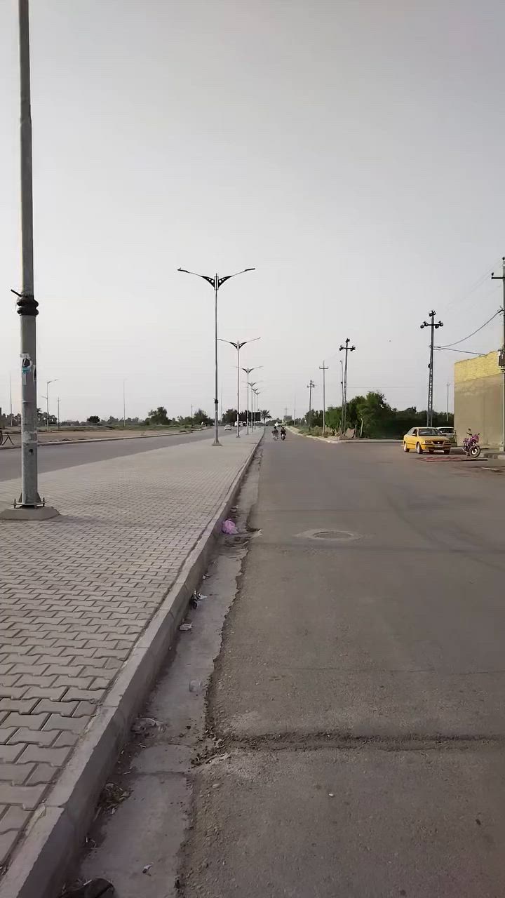 نص قطعه 100 متر بزين القوس شارع المنتزه غرب الشارع العام البيع ***********
