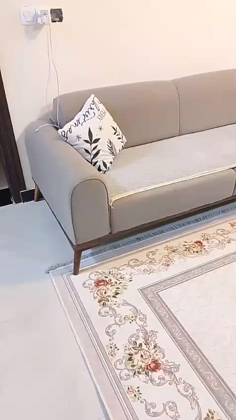 السلام عليكم قنفات للبيع تركي عدد ٦ كبار ٢ وصغار ٤  نضيفات جدا جدا السعر ٨٠٠ وبيهن مجال مكاني البصره امن الداخلي التواصل ماسنجر او تعلق وانة ارسلك


**إذا كنت صاحب هذا الإعلان وتريد حذفه لأي سبب، رجاءا أرسل رسالة إلى الدعم الفني**