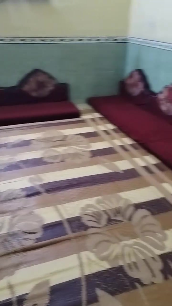 ديوان للبيع سعر ١٢٥ وبيه َمجال حي العسكري
***********
