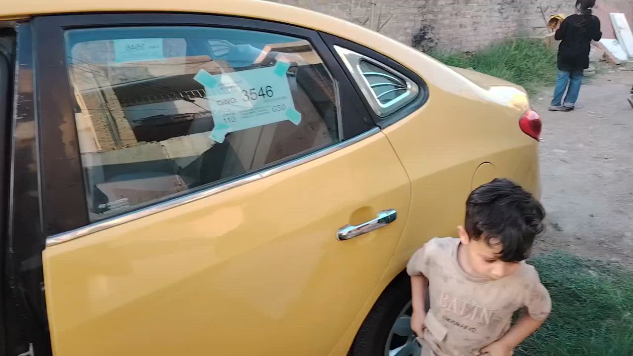 السلام عليكم عندي النترا ٩ لبيع  سياره كامله  اي نقص مابيه ومحتاج كلش لبيع السعر ٧ ***********
