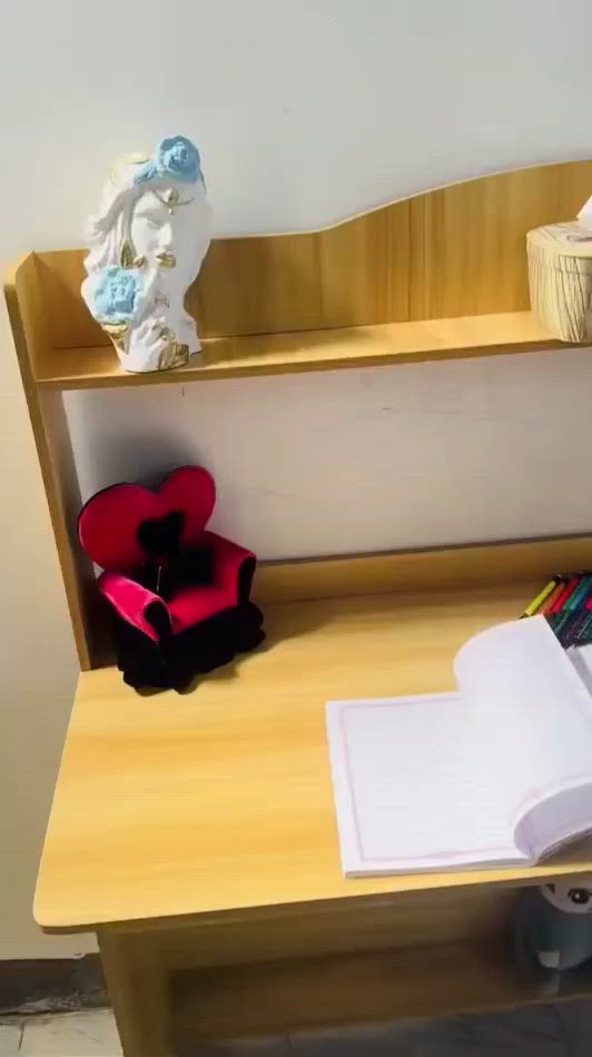 🔥ميز مكتبي  120cm 🔥
🔴 متوفر ٣ الوان   ( ابيض -  رصاصي  - بيجي )
🔴بدون باب 
🔴القياس ١٢٠×١٢٠×٤٣
🔴خشب mdf. 12mm
✅️ السعر 80الف والتوصيل مجاني


**إذا كنت صاحب هذا الإعلان وتريد حذفه لأي سبب، رجاءا أرسل رسالة إلى الدعم الفني**
