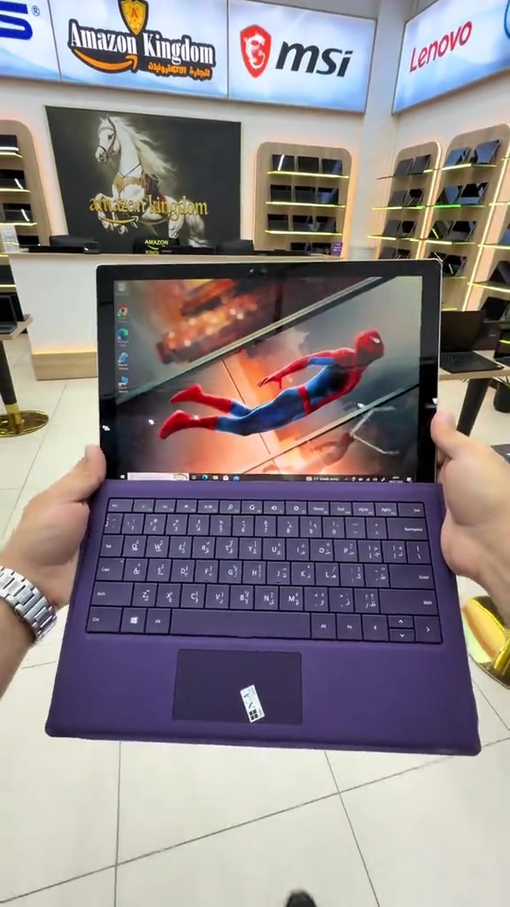 #لابتوب من شركة مايكروسوفت سيرفس برو4  معالج cori5th6 هارد256gb ورام 8gb  حجم شاشة 13.5 انج  بسعر 250الف والتوصيل مجاني  *********** ***********
