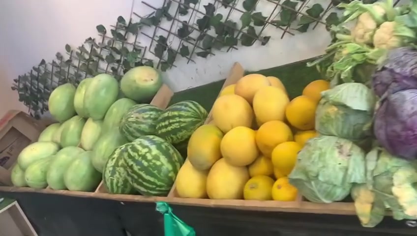 طماطه ٣ كيلوات اب ١٠٠٠
خيار ٥٠٠
بطاطا ٥٠٠
باذنجان ٥٠٠
بطيخ ٥٠٠
بصل ٧٥٠
شجر ١٠٠٠
لوبيا ٢٠٠٠
عنب ١٠٠٠
تفاح ١٠٠٠
الو عراقي ١٠٠٠
الو مستورد ٢٠٠٠
برتقال مصري ١٥٠٠
موز ١٥٠٠
تين ٣٠٠٠
كرز ٢٥٠٠
مشمش ٢٠٠٠
يوجد خدمة توصيل 
العنوان بغداد شهداء السيدية شارع كنانة
ارقام التوصيل 
***********
***********
+964 782 369 6998
