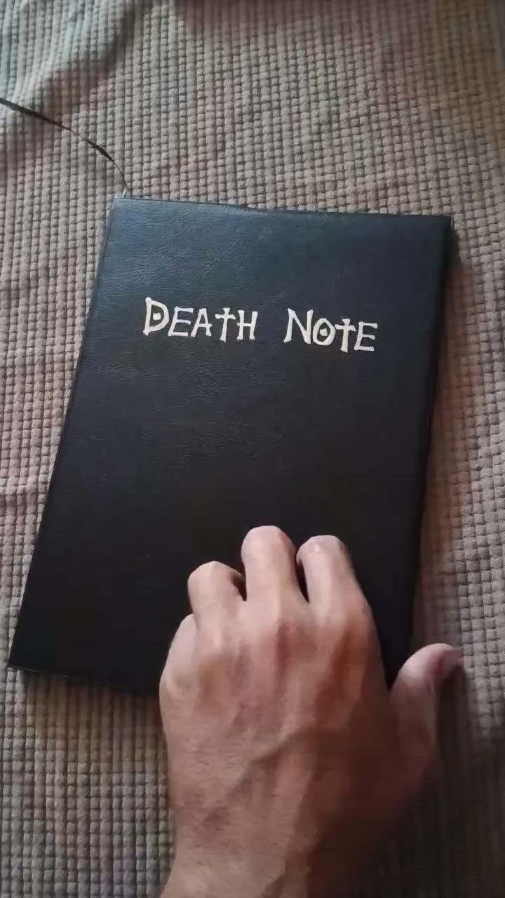 كتاب انمي ديث نوت طبق الأصل من الانمي يحتوي على قواعد المذكرة واسماء الشخصيات بالانمي والضحايا السعر 12 مع التوصيل


**إذا كنت صاحب هذا الإعلان وتريد حذفه لأي سبب، رجاءا أرسل رسالة إلى الدعم الفني**
