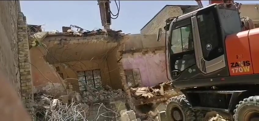هدم الدور ورفع إلانقاض
***********   تفليش البيوت في بغداد 

 ورفع الانقاض تفليش البنايات المرتفعة وقص لبيوت 

 المشتركة وتجهيز كافة المواد  ترميم المنازل التوفيق الدام للجميع يارب

