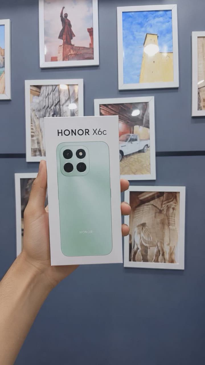 مواصفات هاتف HONOR X6c: �
Honor +١
📱 الشاشة: 6.61 إنج TFT LCD
🔄 معدل التحديث: 120Hz
⚙️ المعالج: MediaTek Helio G81 Ultra
💾 الذاكرة: 6GB أو 8GB RAM
🗂️ التخزين: 128GB أو 256GB
📸 الكاميرا الخلفية: 50MP
🤳 الكاميرا الأمامية: 5MP
🔋 البطارية: 5300mAh
⚡ الشحن السريع: 35W
🤖 النظام: Android 15 مع MagicOS 9.0
💧 مقاومة الماء والغبار: IP64
🎧 منفذ سماعات 3.5mm
🔒 بصمة جانبية
جهاز اقتصادي مناسب للاستخدام اليومي، السوشيال ميديا، والدراسة. �
Honor +١


**إذا كنت صاحب هذا الإعلان وتريد حذفه لأي سبب، رجاءا أرسل رسالة إلى الدعم الفني**