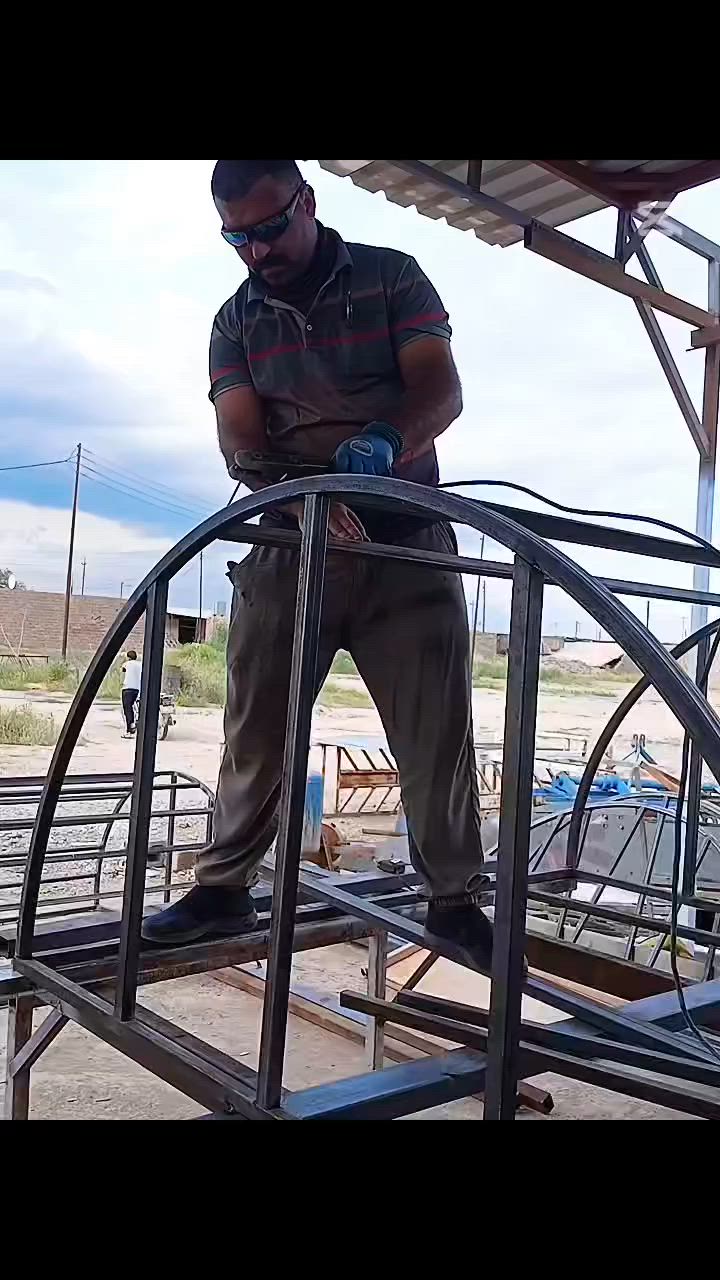 ,سلام عليكم حداد قضاء الدور المتنقل
حداده عامه الي مجرب يعرف الشغل ولاسعار 
عنوان محلي تل البنات رقمي ***********
