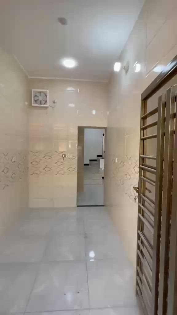 متوفر بيت للايجار بسعر مناسب جداً للاستفسار***********
