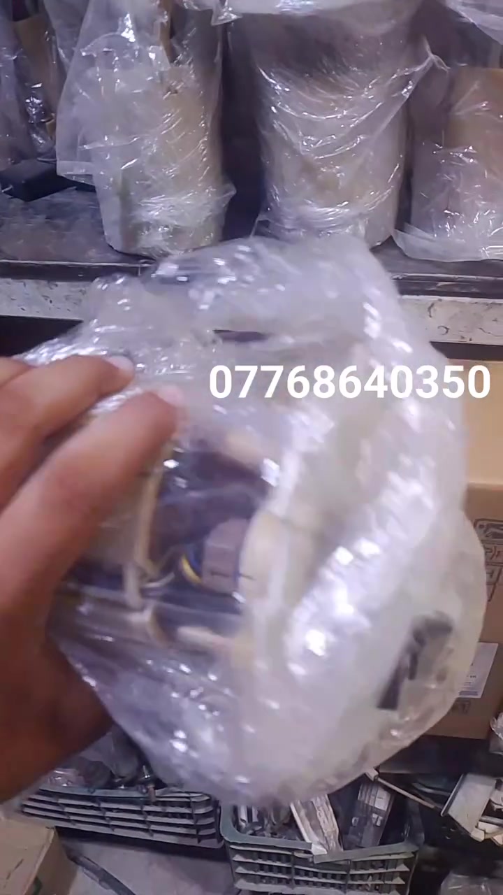 بسم الله الرحمن الرحيم 
توفر قواعد فيتبم اوبترا وافيو 
بسعر 70 الف عنوان المحل بغداد الطالبيه 
رقم الهاتف ***********
