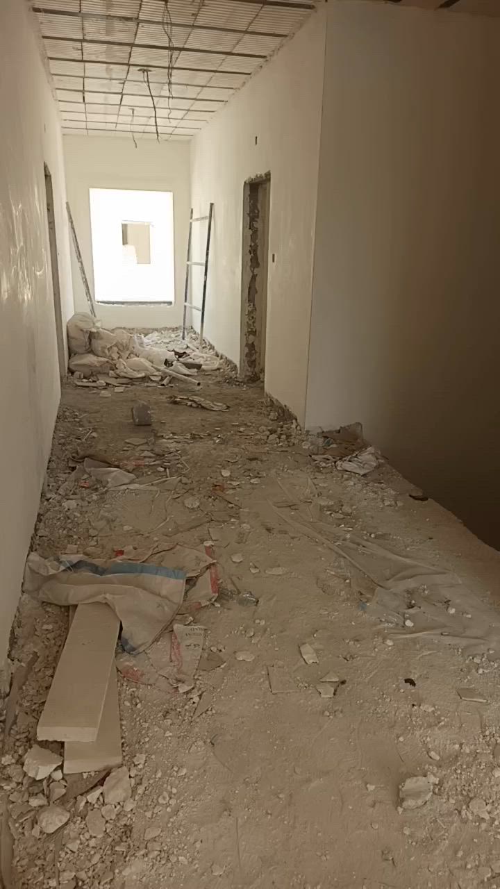 كادر تفليش وقلع ارضيه تكشير جدران تنظيف بيوت 
*********** متواجد واتساب وماسنجر فقط
