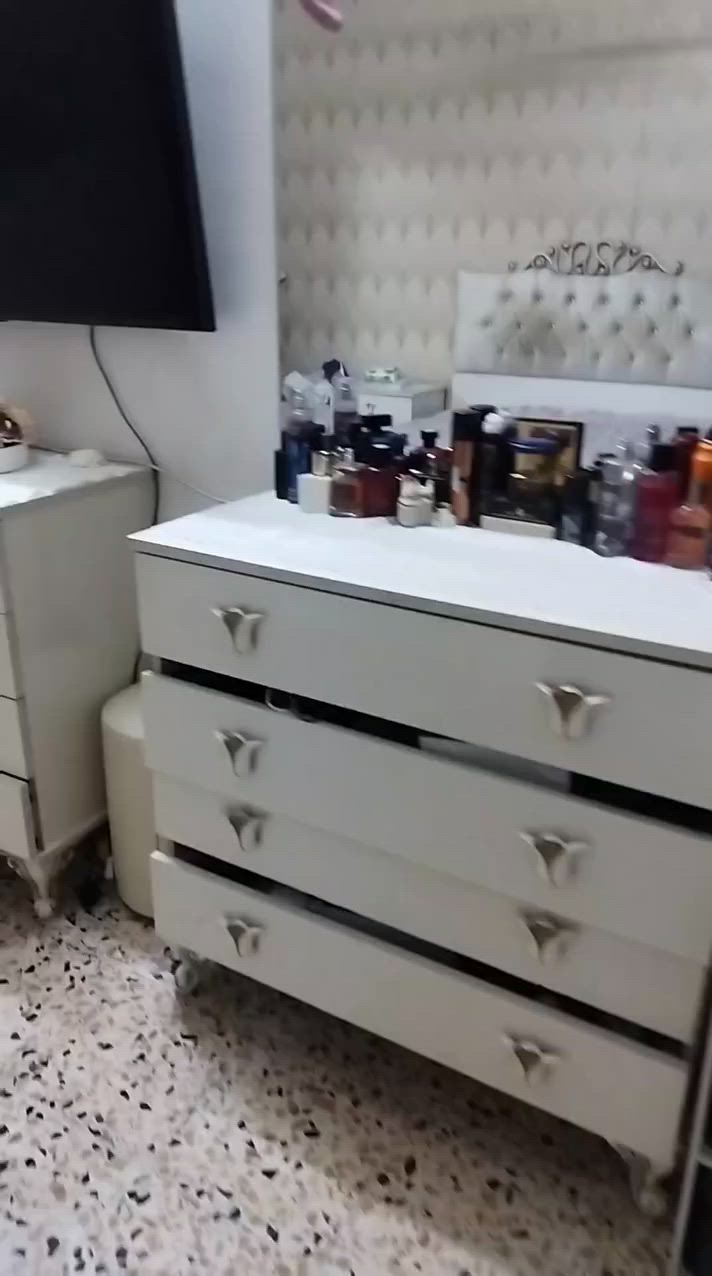 غرف نوم وتخم كلة نضيف للبيع


**إذا كنت صاحب هذا الإعلان وتريد حذفه لأي سبب، رجاءا أرسل رسالة إلى الدعم الفني**