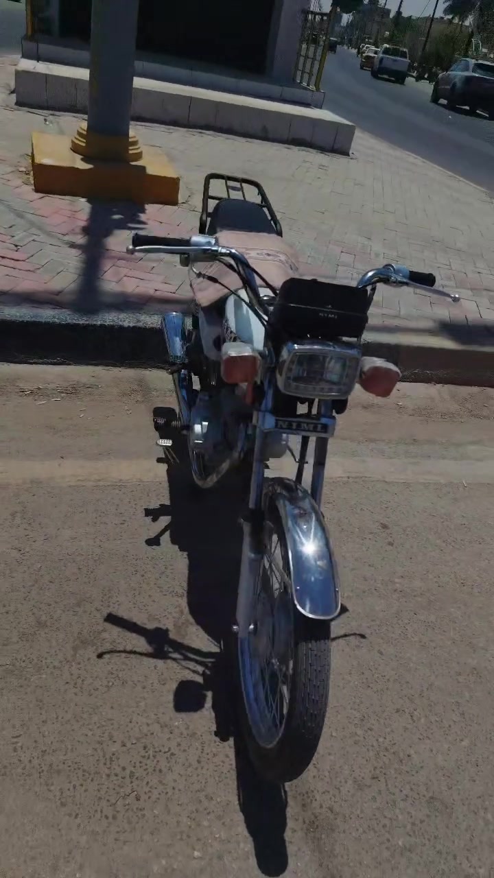 سلام عليكم دراجة للبيع موديل ٢٦ درجة شلعه تخبل أوراق كهربايات كلها شغاله درجة نضافه فول لايت عالي وناصي تأخذها وتكلي رحمة الله والديك مكان كربلاء الحر السعر ٦٧٥ وخابر وتدلل *********** ❤️🌹

