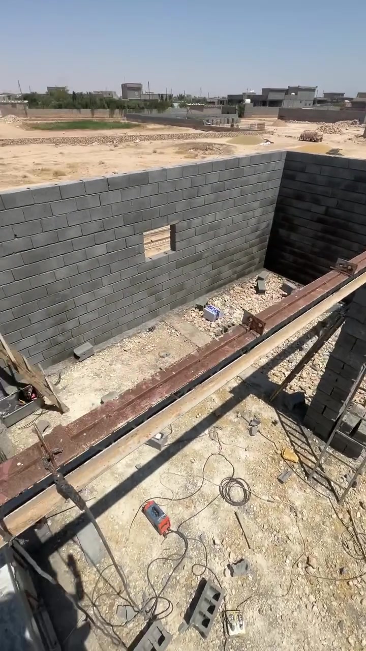 جاهزون لعمل جميع  انواع الاسقف والمضلات من السندوج بنل ومضلات ال كيسبان والجينكو
عمل مضللت كيسبان + جينكو 
عمل اسطح السندويج + عمل كرفانات سندويج

#وبانسب_لاسعار     #الواصل ***********
