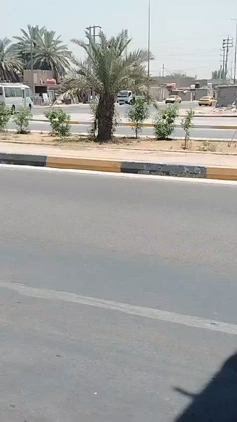 يا الله قطعه مساحه 100 متر على طريق كربلاء طويريج قرب قنطره السلام اي استفسار ***********
