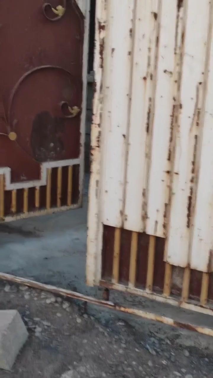 🔥 حصريًا ولأول مرة 🔥
🏡 هيكل سكني للبيع 💯

📍 العنوان: حي الزيتون – قريب من الشارع الرئيسي.

📐 المساحة: 125 م².
✅ الواجهة: 5.5 متر.
📄 السند: 25 زراعي.
⚡ الخدمات: متوفرة بالكامل.

💰 السعر: 35 مليون دينار عراقي قابل للتقسيط.

📞 للتواصل والاستفسار:
***********
📲 الرقم متوفر عليه واتساب.

🌟 فرصة مميزة للسكن أو الاستثمار بموقع ممتاز وسعر مناسب.
