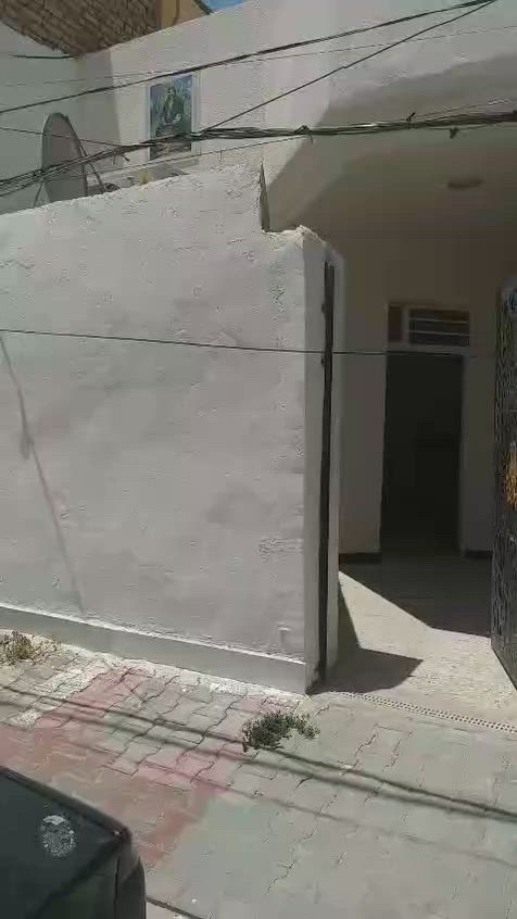 للبيع مشتمل مساحه .100م عنوان زين القوس قرب مدرسة عمود الدين السعر ب 75 مليون هاتف***********
