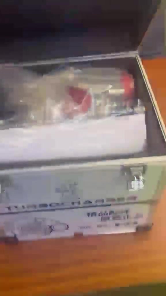 جميع اغراض الحفارات الكبيرة والصغيرة متوفر وايضا تجفيتات كامله طوبات وكاترجات و كور رولات جدد بيم اصلي بيم كيله كله متوفر لدى النجار للهيتاشي العنوان بغداد الكرادة شارع 52 
***********////***********
