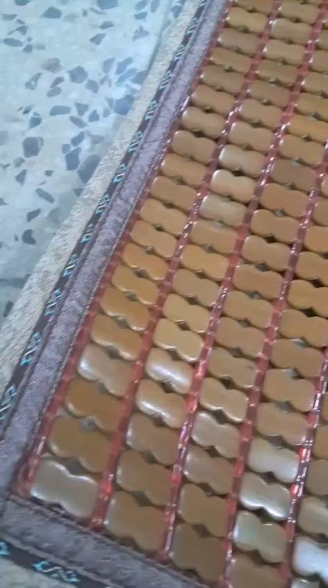 حصير خشب 
قياس 195*147
بضاعه امزون


**إذا كنت صاحب هذا الإعلان وتريد حذفه لأي سبب، رجاءا أرسل رسالة إلى الدعم الفني**