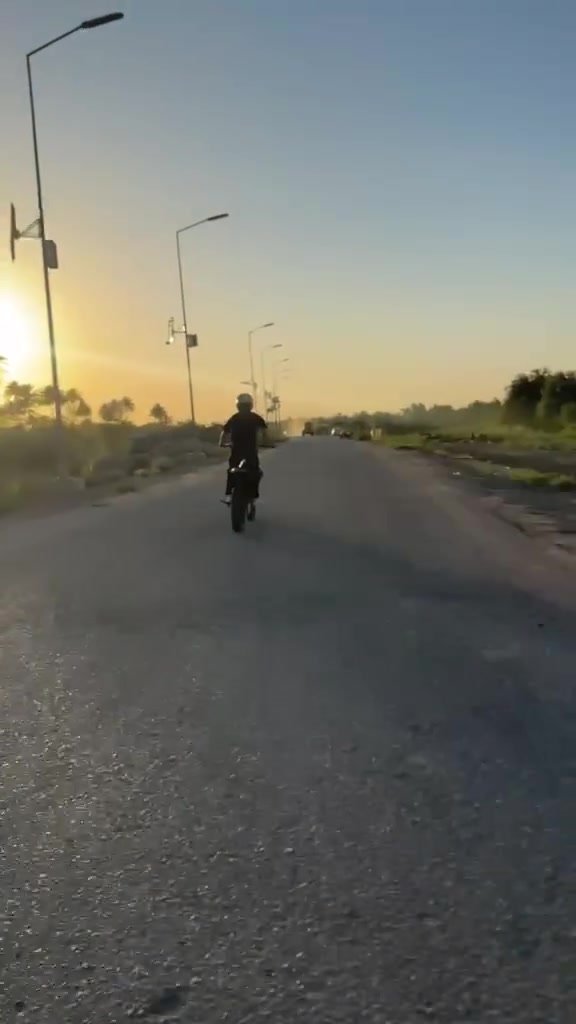 قفاز Xmotos 300cc للبيع رقم وسنويه مكاني بابل نضافه 80 % رقمي ***********
