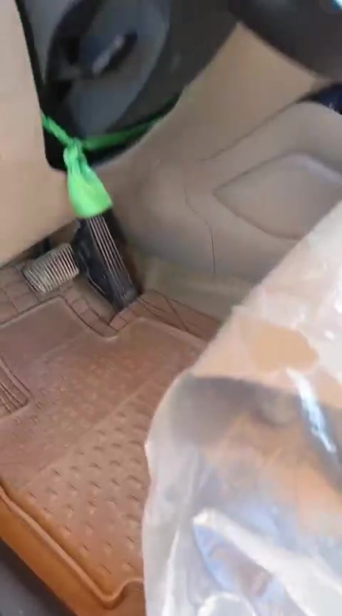 موديل 19 شركة الكاصد ماشيه 84 مكفوله كفاله بيها رصعه حصوايه وبس نضافه 💯 جاهزه هند بريك رجل قماره حديد  حساس امامي خلفي محرك كير شركه اشاير ترحيب مري شفط دخول ذكي ستخدام شخصي رقمها بغداد مكانها بغداد/ سعر الدفتر/200/ ***********/
