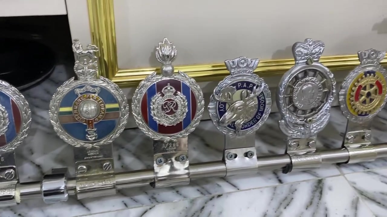 سلام عليكم شباب بوري باجات للبيع  مكاني نجف  مكلف بل نشر لا ترسلني رقم الولد يمك وخابر ***********
