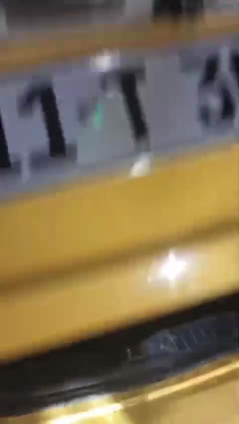 اللهم صل على محمد وال محمد 
السلام عليكم 
السياره للبيع النترا
موديل ٢٠١٠ امريكيه 
بسمي سياره مصفره هيه وغرامات سنويه وهزه جديده صار شهر من مجددهه مكينه وكيره مكفولات 
للبيع عنواني محموديه الشراي يتصل او يراسل وتساب ***********
