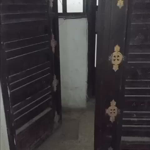 بيت مساحته 120 للايجار بي غرفتين وصاله ومطبخ وخدمات
موقع بل شارع نسائم زراعي مال ابو طياره 
***********
