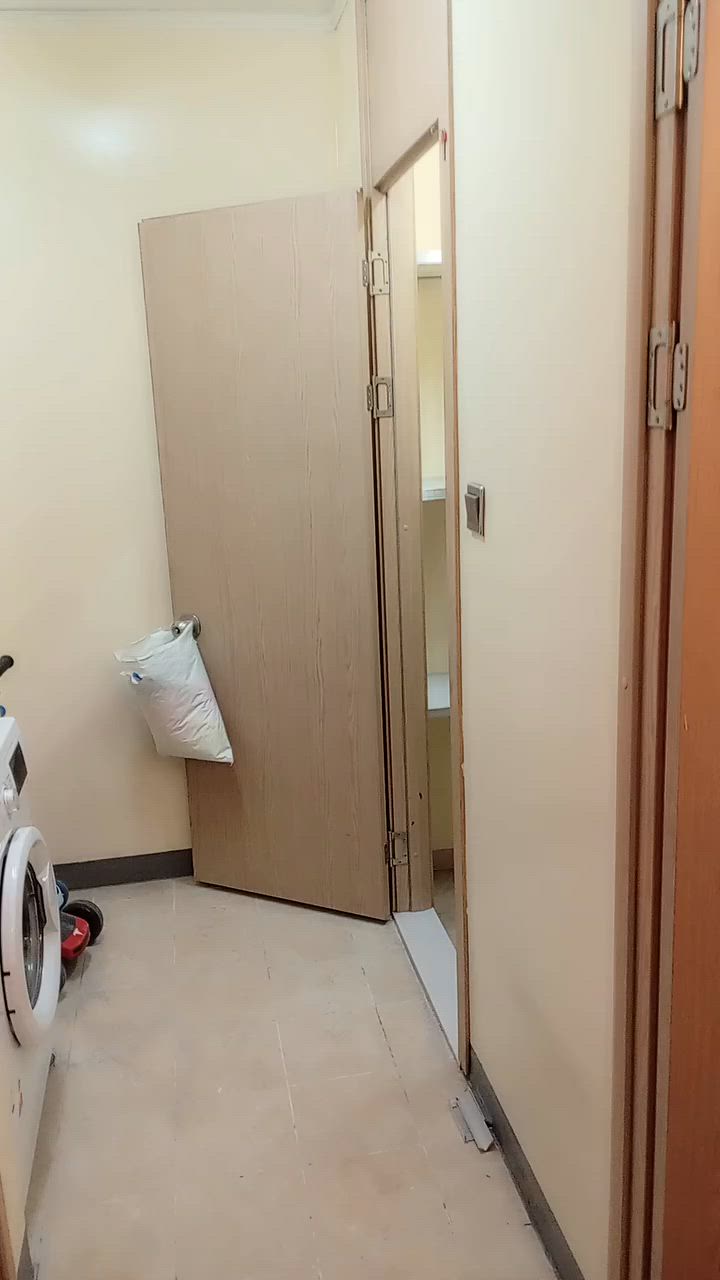 عمو عمو عمو بخدمتكم اتصل ودلل
***********
