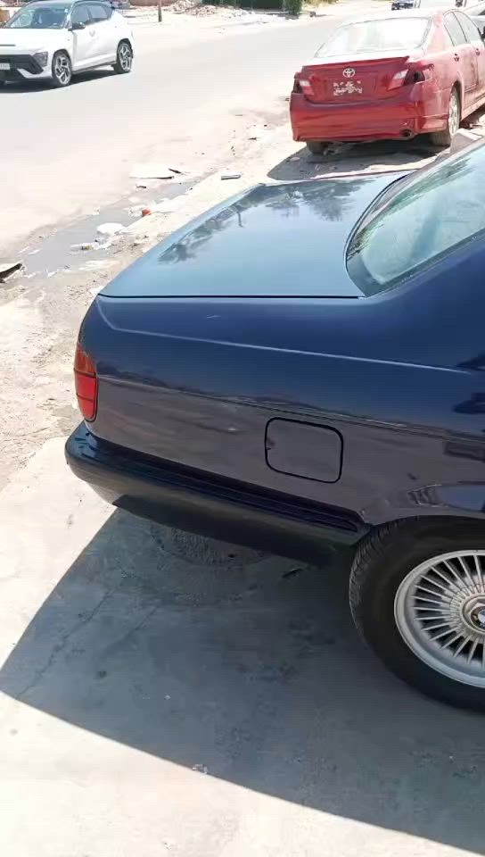 سلام عليكم بي ام 735 البيع موديل 93 كوشنات خلفي كهرباى
جلد دبل ايرباك ابيعلك سياره جاهزه وذكرلك نقوصاته حته لا تكول بيه نقص زوج تاير  شيال كاردن  كمبريسر تبريد غرفه بيه بس جلد مشكك  ابيعلك غرفه مابيه سعر الغرفه تنزل من سعر السياره 
مري كهرباء حساس امامي خلفي دعاميات 
ذكرتلك نقوصات  الي  سياره جديده بدون لا ضربه ولا خياس فقط صبغ  ***********
