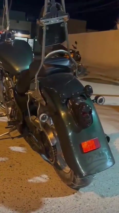 هوندا ستد ٤٠٠ مكفول كامل من كلشي
فول شلعه ومعدل محرك ناعم خير من الله

كهربائيات كامله شغاله لايتات بك لايت واشاير هورن ما ناقصه شي موديل الدراجه الفينات 
 
سعرها؛ 1350 وبيها مجال للشرايه 

المكان صلاح الدين_تكريت 

للاستفسار على الرقم الاتي

 ***********
