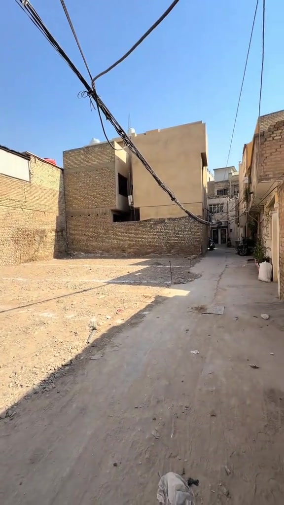 🔥 خمسين متر بسبع أبكار… بـ85 مليون دينار وبس! 🔥 إي نعم… طابو ملك صرف 📜 📍 موقع مميز جداً قرب حسينية الحجاج وبالقرب من مطعم نسيم دجلة ✂️ التقطيع حسب الطلب 🚗 عرض الشارع 4 متر 💧⚡🚰 الخدمات الأساسية متوفرة: ماء، كهرباء ومجاري 🔥 50 متر | 85 مليون | طابو ملك صرف | سبع أبكار 📞 للاستفسار: حسين جعفر ☎️ *********** ⚠️ القطع محدودة… لا تفوّت الفرصة! #سبع_أبكار #عقارات #عقارات_بغداد #حسين_جعفر #بغداد 
