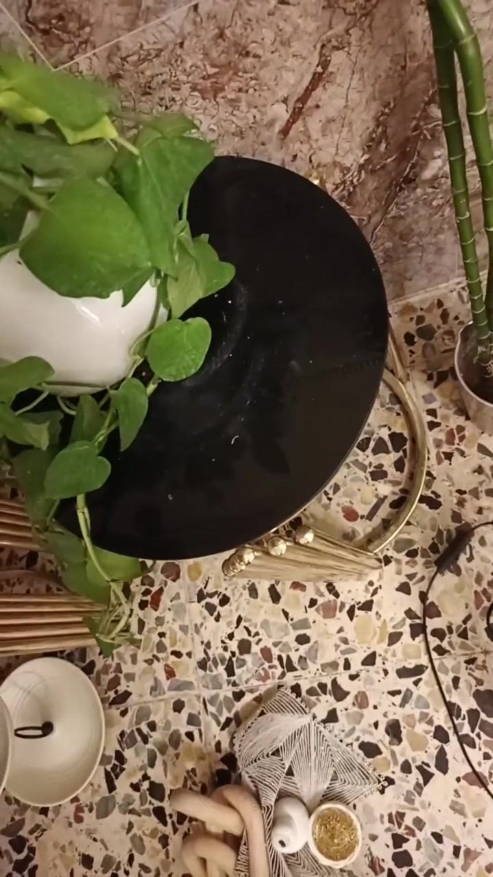 طبلات وكاونتر للبيع عنوان بغداد ***********
