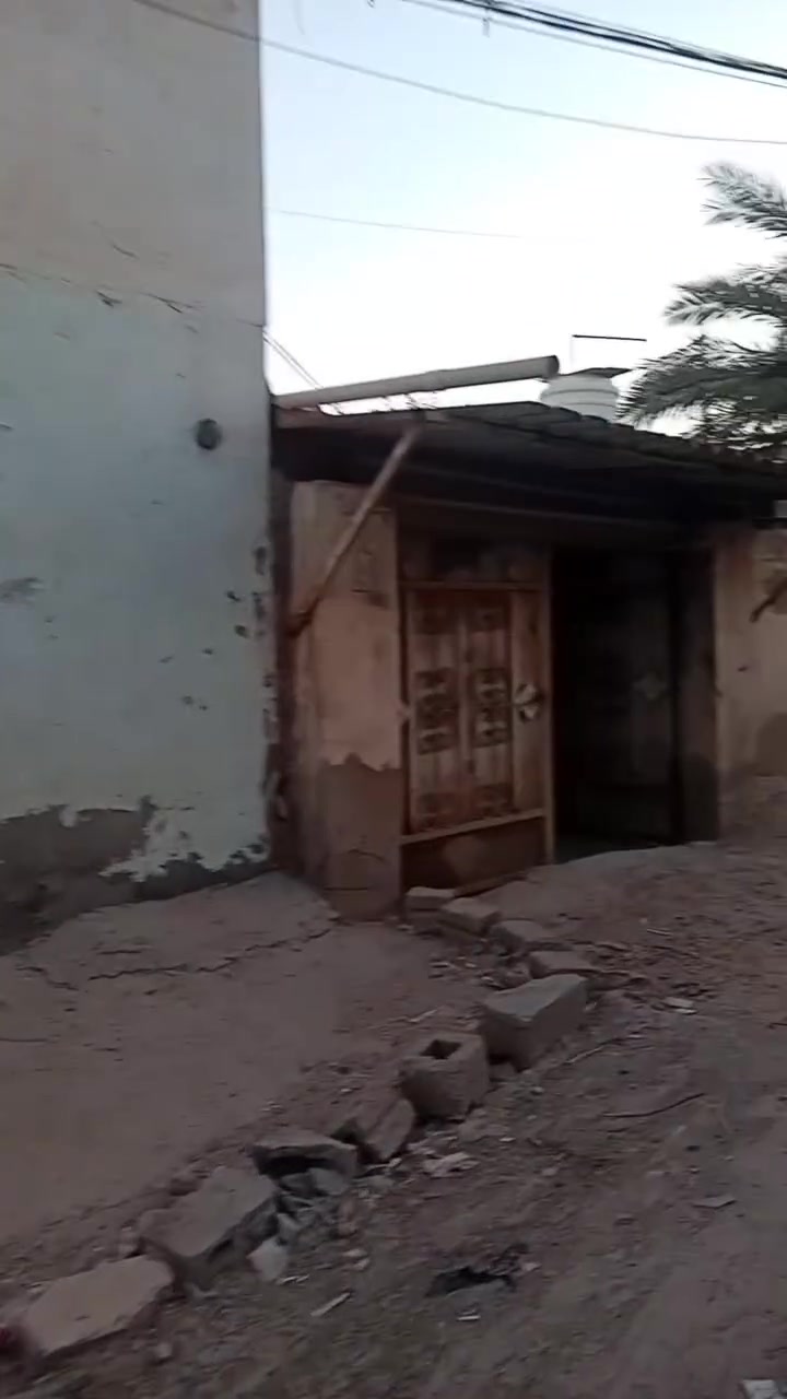 اللهم صل على محمد وآل محمد السلام عليكم يوجد منزل المساحه 220 سند 25تحويل مباشر العنوان مسيب حي ام البنين السعر 40مليون)       ***********
