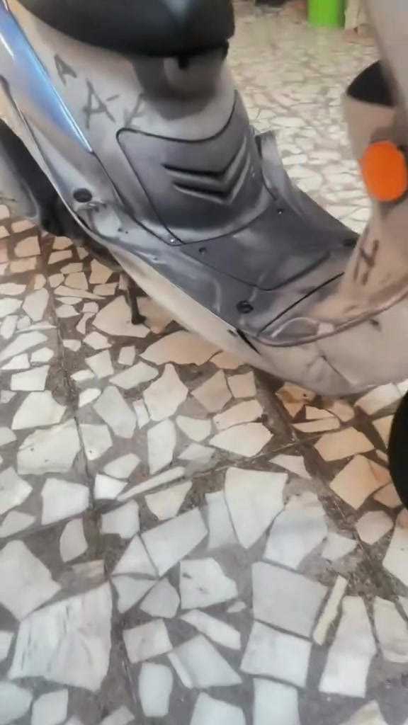 السلام عليكم للبيع ما مفتوحه الجملغ الكدام موجود السعر 650وبيه مجال كربلاء طوريج  ***********
