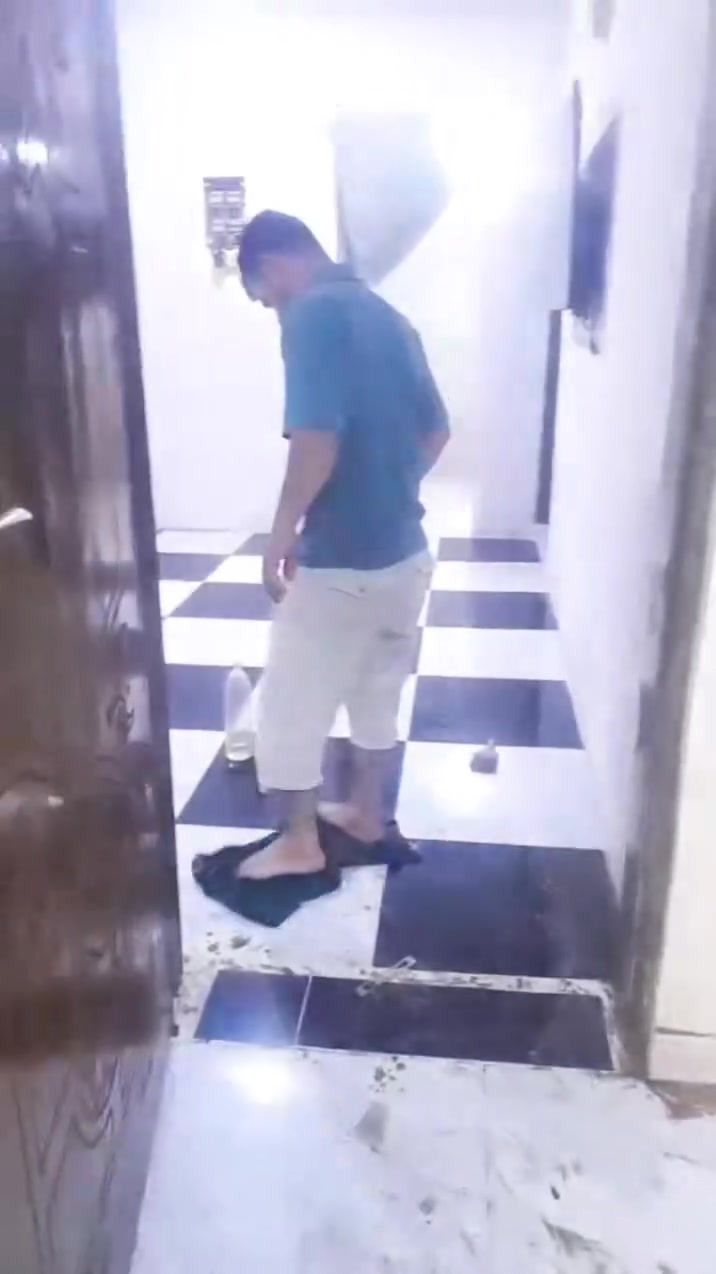 السلام عليكم ورحمة الله  اخوان عندي ورشة ل أعمال الأبواب والأقفاص والمحميات ولوفتات الحمام وعمل ديكورات الحدائق والجلسات والكرويتات والكناتير والبوفياتت
 وتصليح القنفات وتصليح الأخشاب القديمة وصبغ الأخشاب  تصليح الأبواب والجراجيب وتفصيل الأبواب 

فتح وشد جميع انواع الغرف 
والأبواب التركية 
مكاني البصرة  ‏أرقامي للتواصل  
‏‪***********‬
‏‪***********‬
‏‪***********‬ اذا صار عدكم تصليح او صبغ خلوني على بالكم والي يحب يشوف شغلي يراسلني انه صاحب عائلة  بلغو اصدقائكم او اقربائكم  والله ولي التوفيق 

" من المؤسف أن يتمنى الإنسان حقة ."

بكم نستمر بالنجاح والتوفيق من الله
