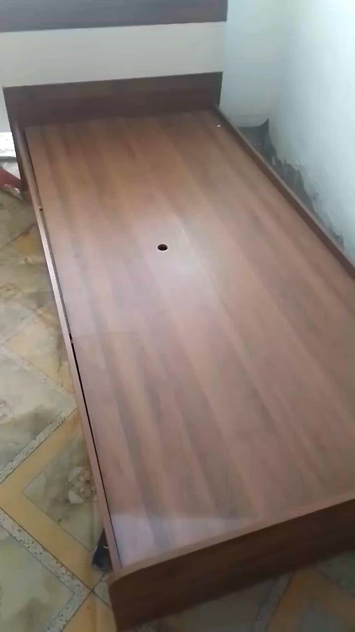 جربي جديده للبيع صاج حديثه بيه ضرر بسيط مال بيتي اريد أشيل مشتريه ١٧٠ اريده ٩٠ الف مكاني نهايته حي اور


**إذا كنت صاحب هذا الإعلان وتريد حذفه لأي سبب، رجاءا أرسل رسالة إلى الدعم الفني**